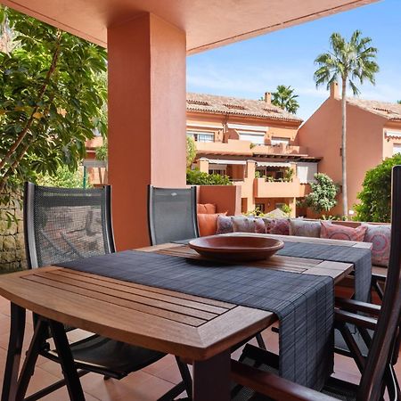 La Fragata Estepona Port Екстериор снимка
